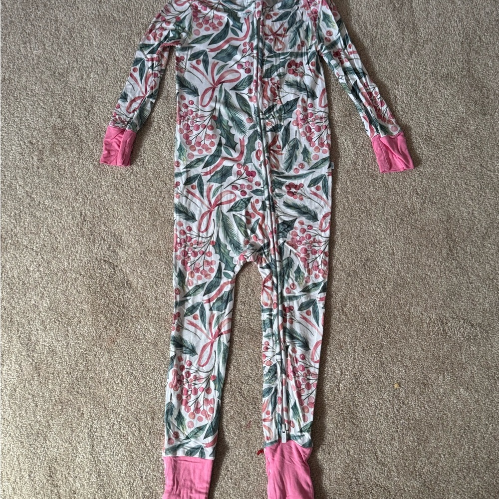 Posh Peanut Christmas Pink Footie